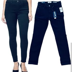 NWT Angels Forever Young 20W 360 Sculp Skinny Stretch Plus super Stretchy Jeans